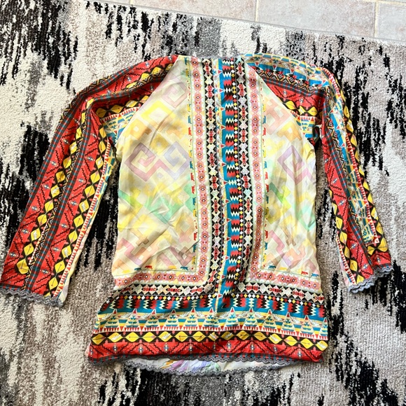NWOT Johnny Was dream catcher blouse sold out everywhere (small) - Picture 4 of 6